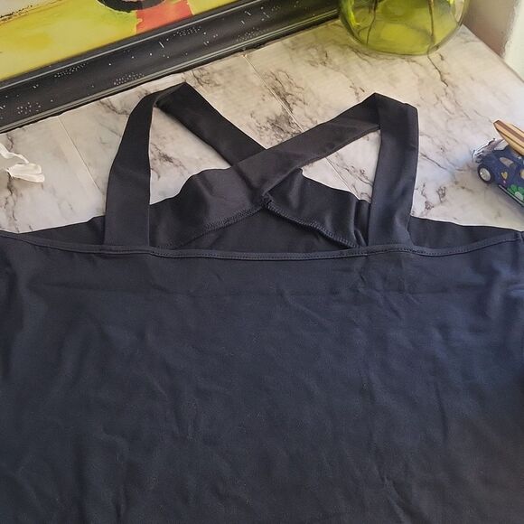 Sleek Black Asymmetrical Sleeveless Bodysuit - Picture 11 of 12